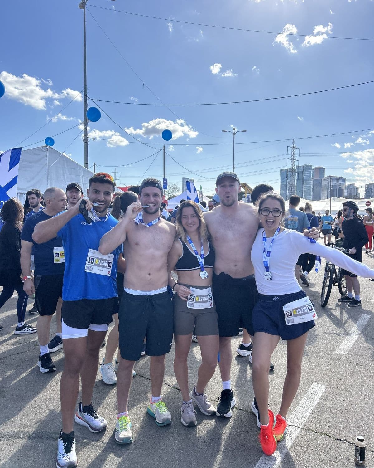 חברי הקהילה במרוץ